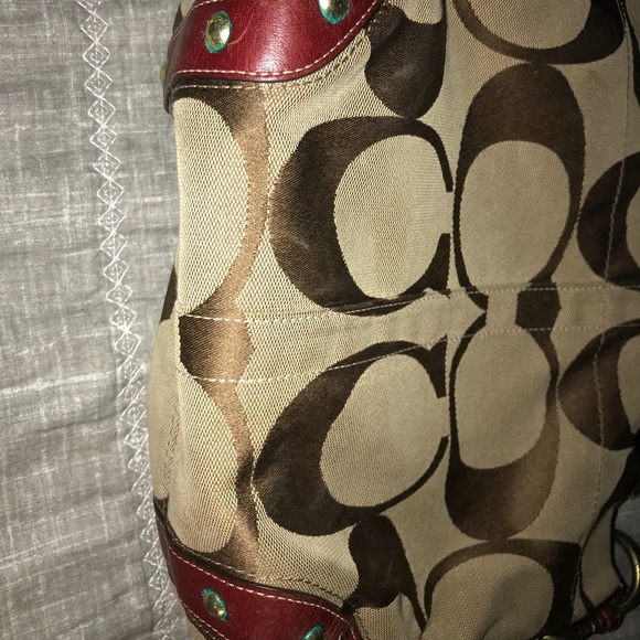 Coach purse - Picture 2 of 8